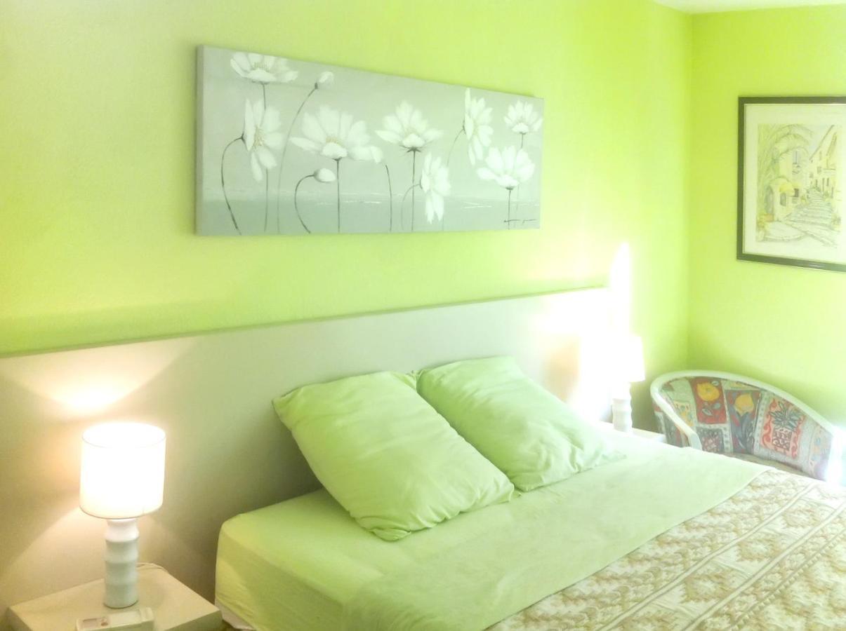 Appartement With 2 Bedrooms In With Balcony And Wifi Fréjus