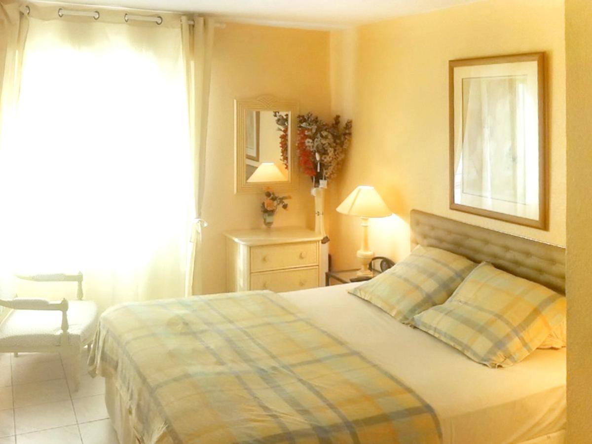 With 2 Bedrooms In With Balcony And Wifi Appartement