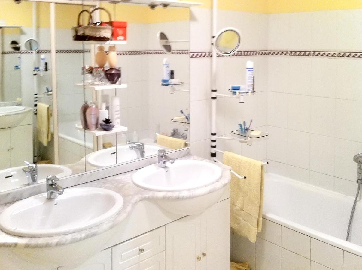 Appartement With 2 Bedrooms In With Balcony And Wifi *